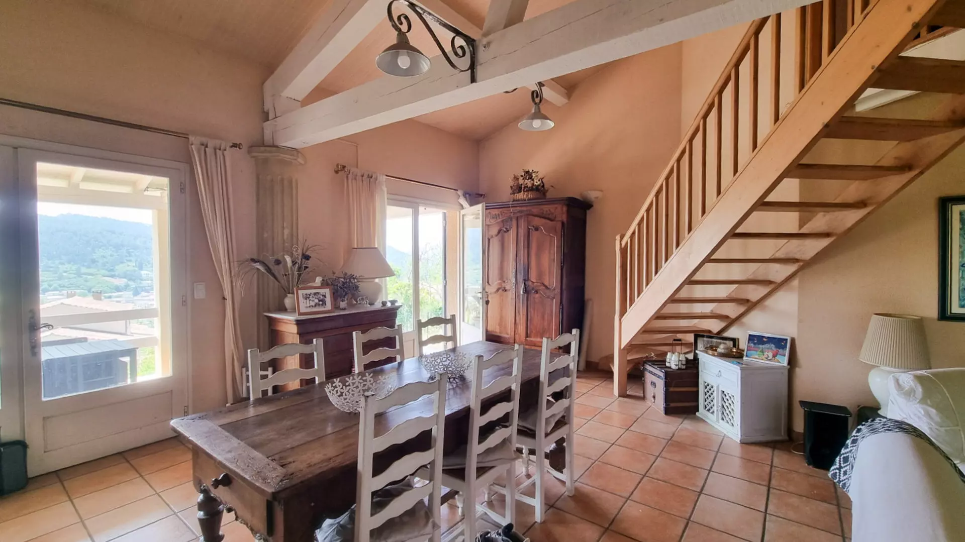 4-bedroom House In Couiza, France (170 M²)