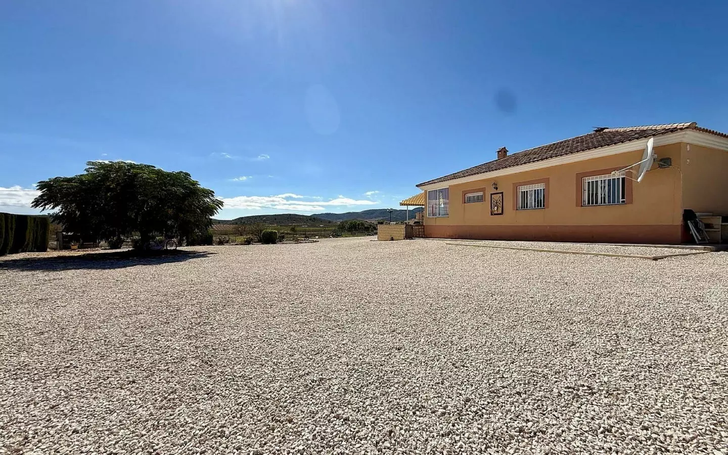 4-bedroom Detached Villa In Pinoso, Spain (177 M²)