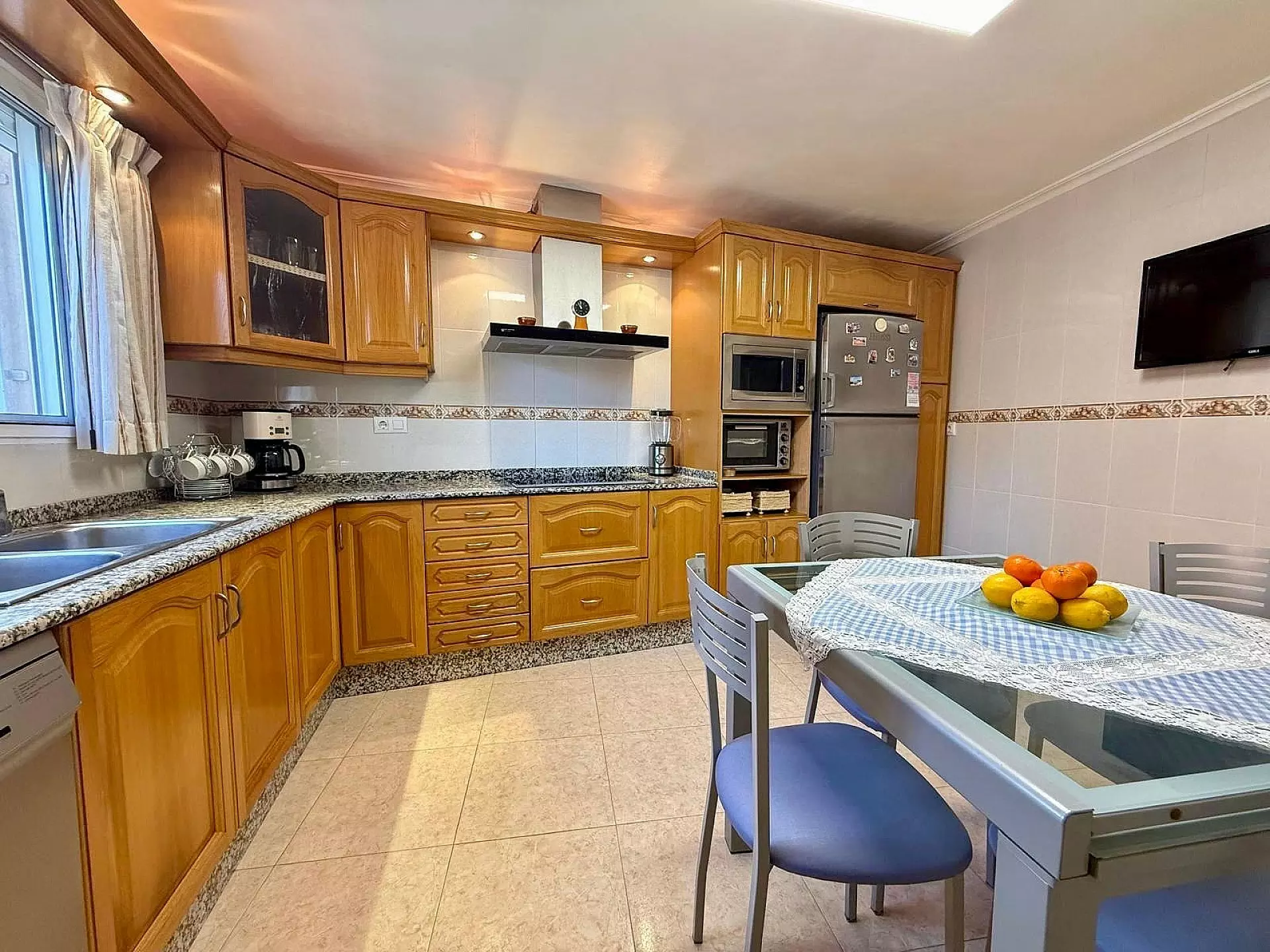 3-bedroom Townhouse In Pinoso, Spain (126 M²)