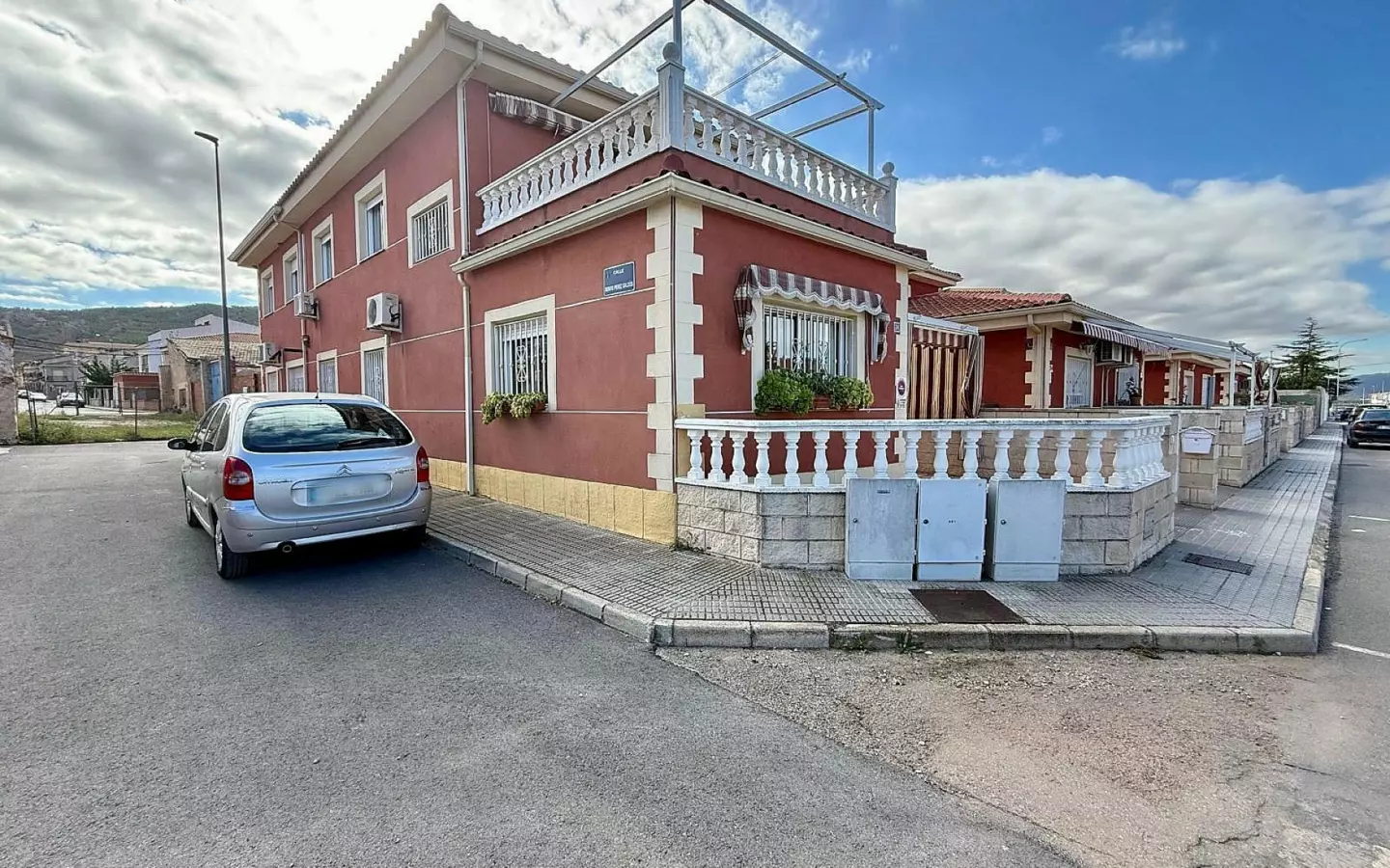 3-bedroom Townhouse In Pinoso, Spain (126 M²)
