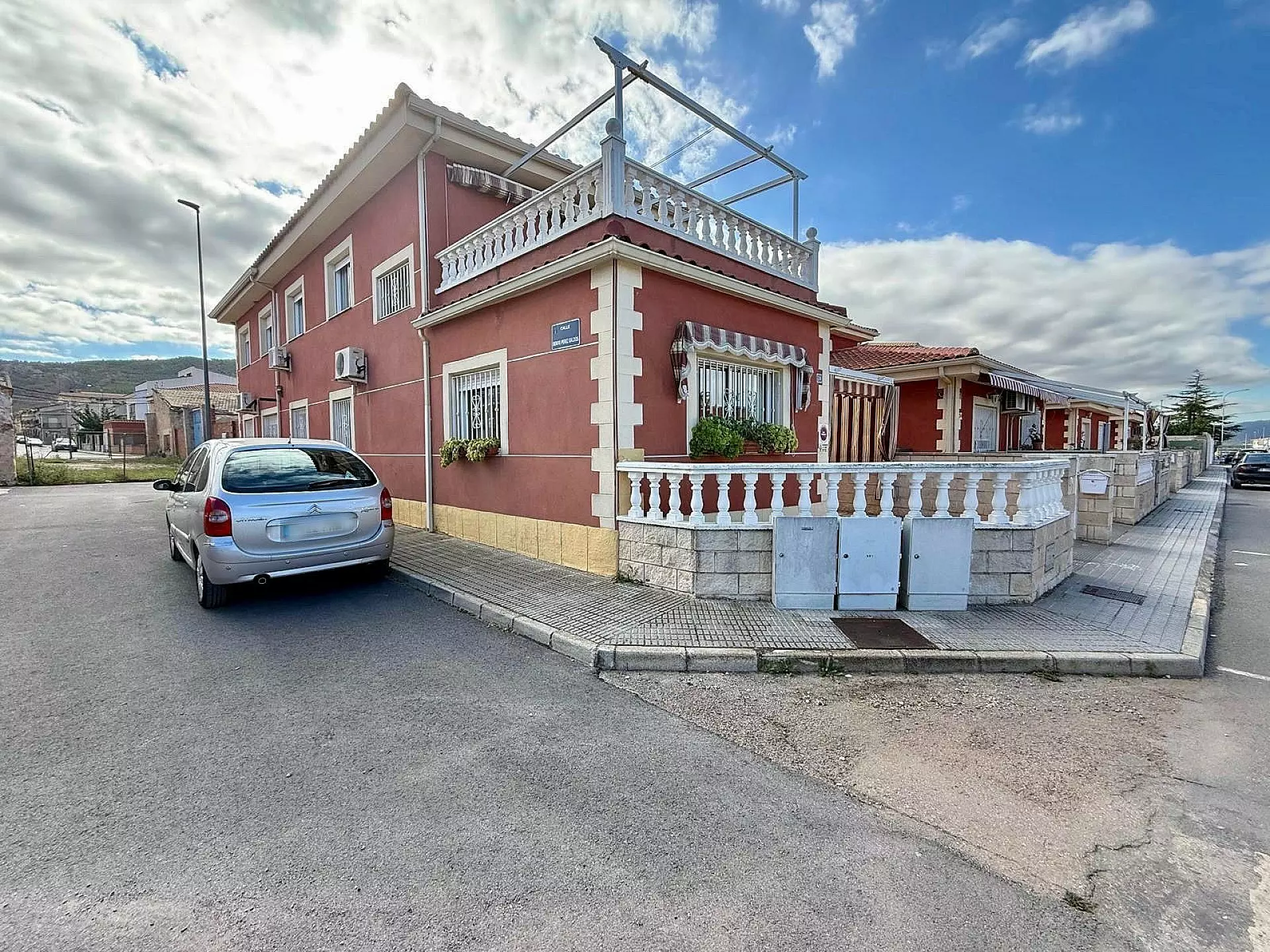 3-bedroom Townhouse In Pinoso, Spain (126 M²)