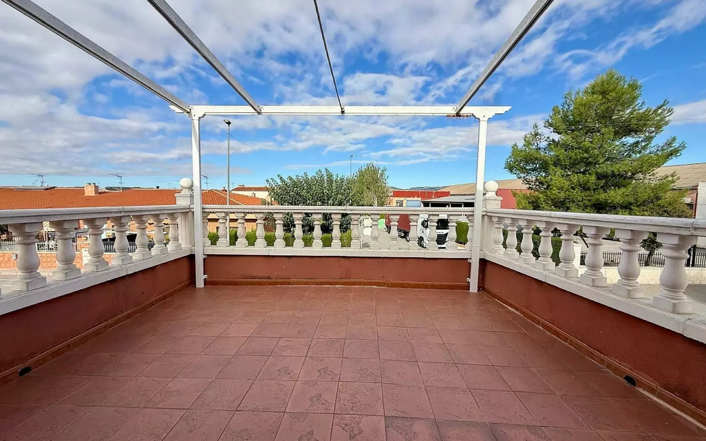 3-bedroom Townhouse In Pinoso, Spain (126 M²)