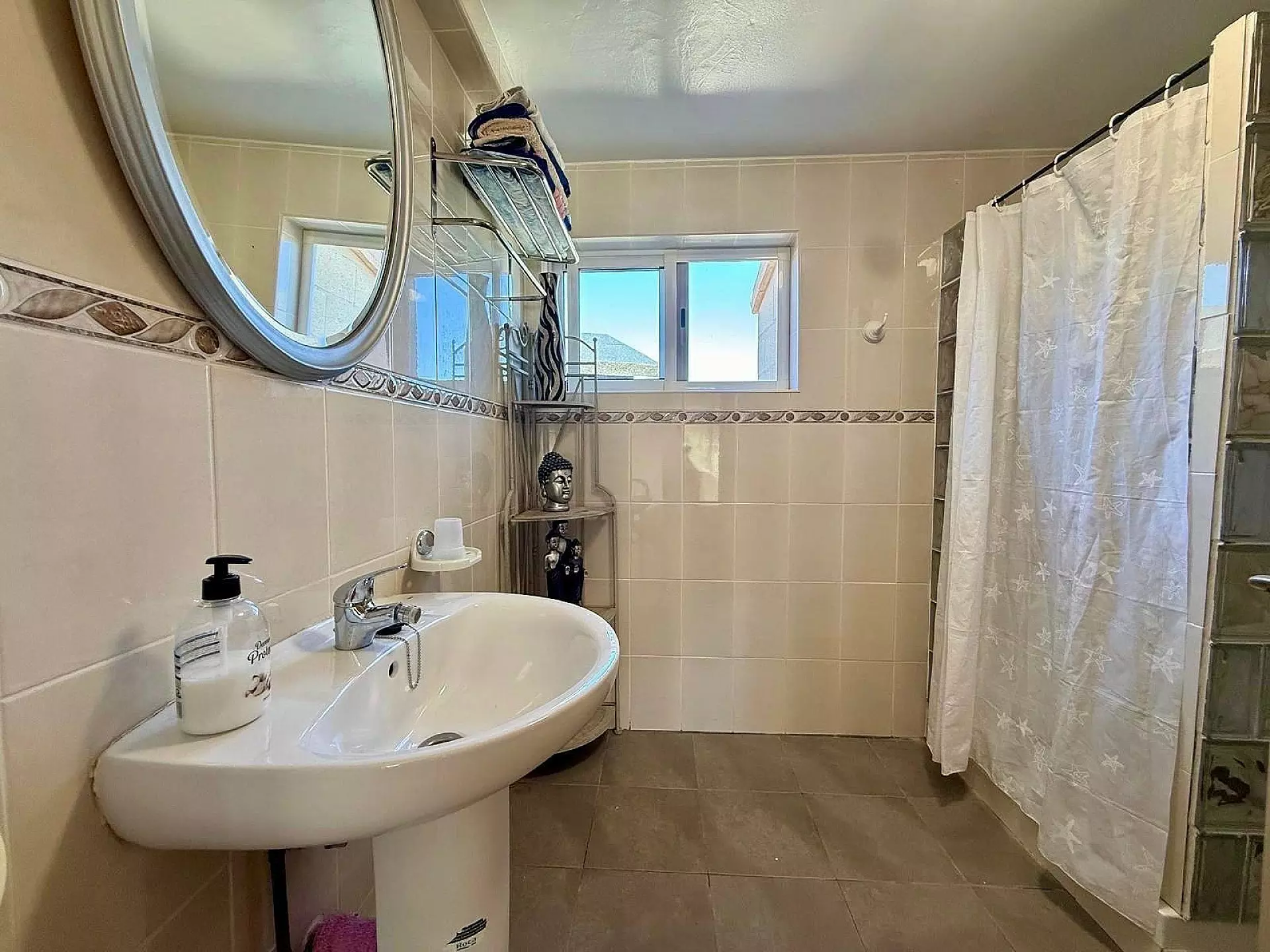 4-bedroom Detached Villa In Pinoso, Spain (177 M²)
