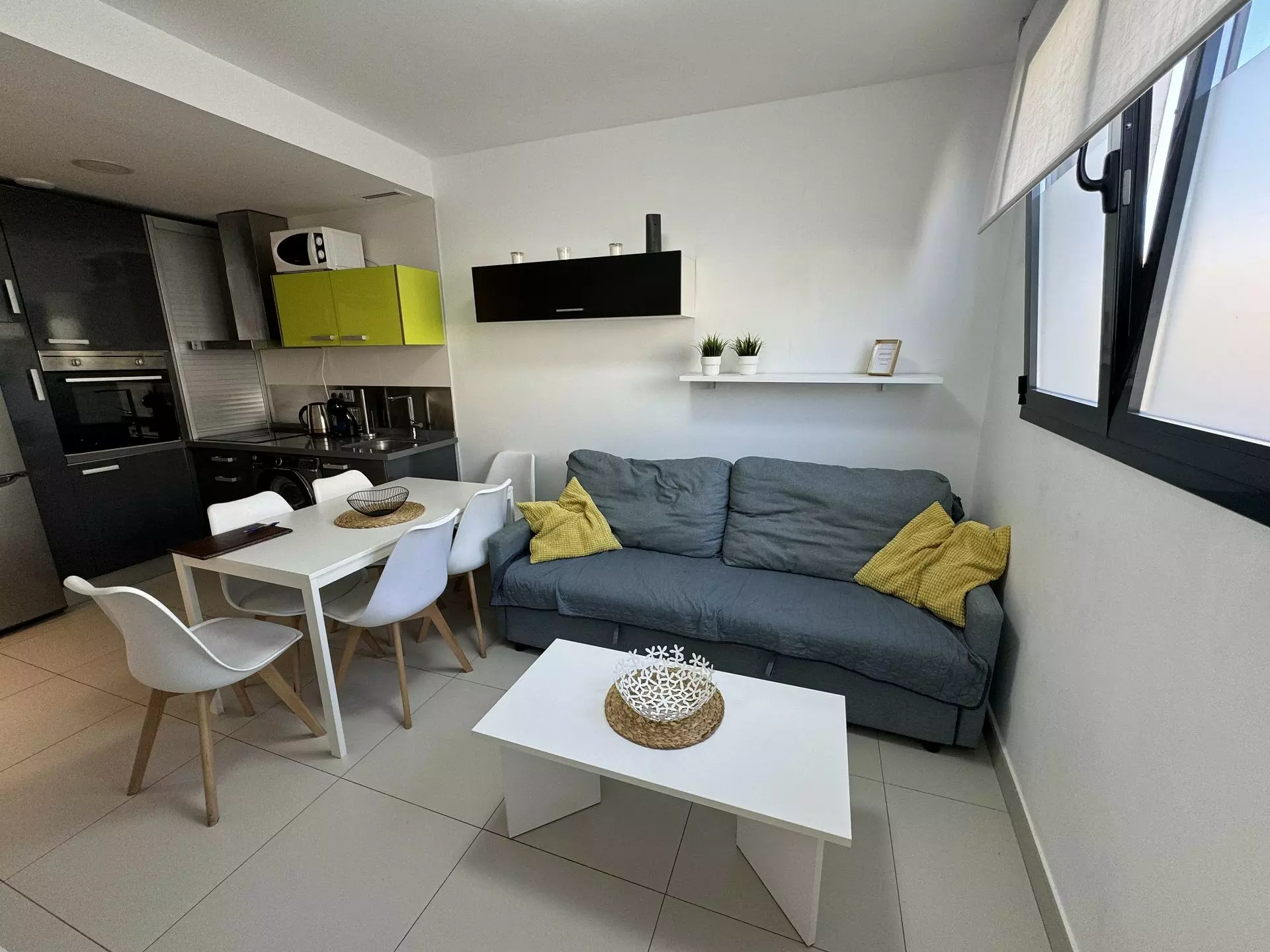 2-bedroom Apartment In Torrevieja, Spain (60 M²)