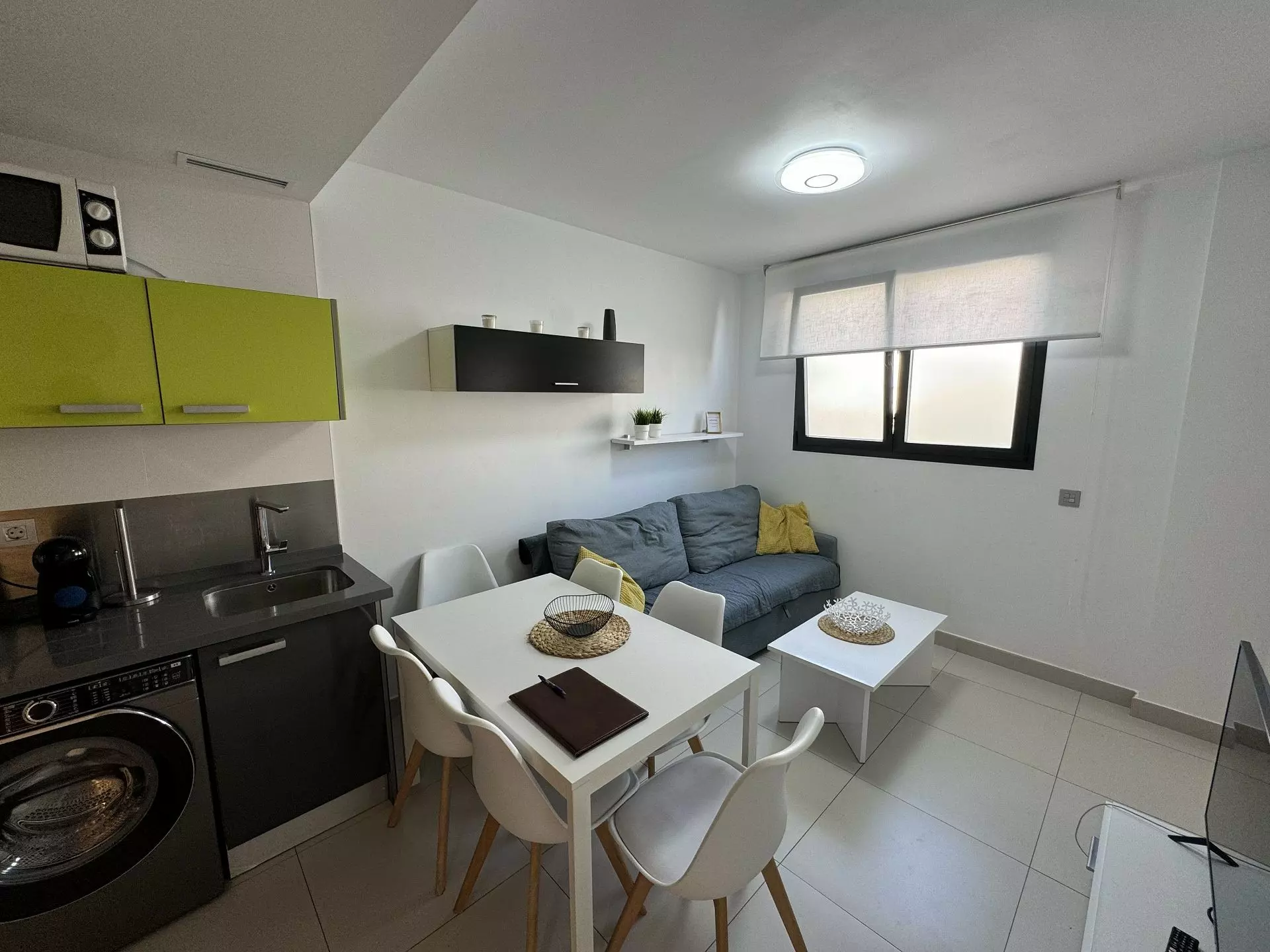 2-bedroom Apartment In Torrevieja, Spain (60 M²)