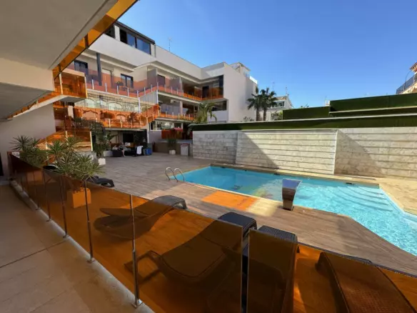 2-bedroom Apartment In Torrevieja, Spain (60 M²)