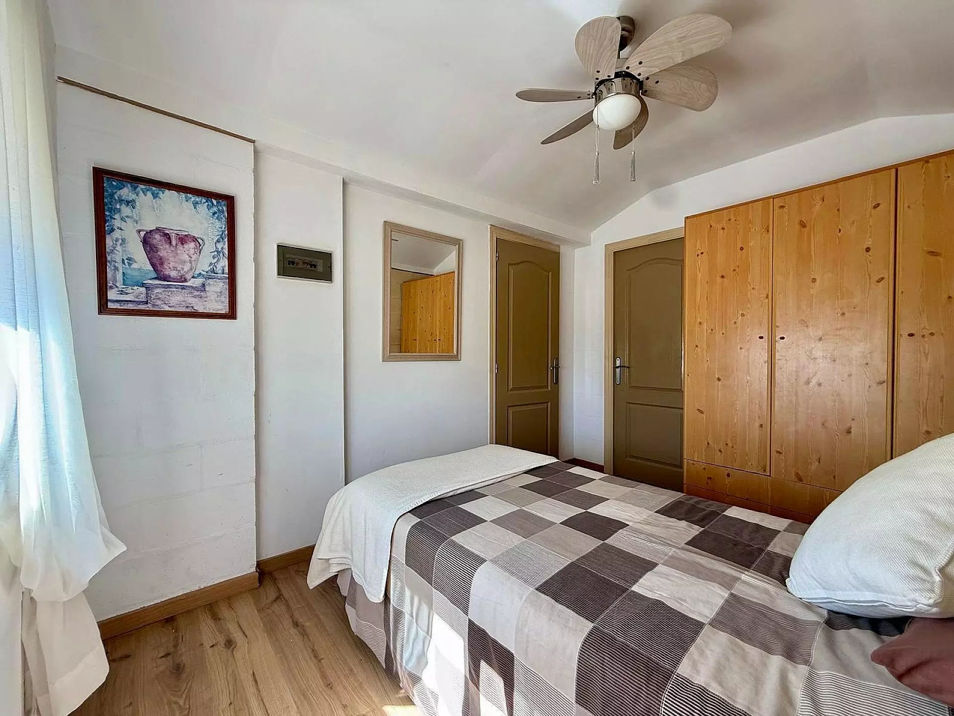 4-bedroom Detached Villa In Pinoso, Spain (177 M²)