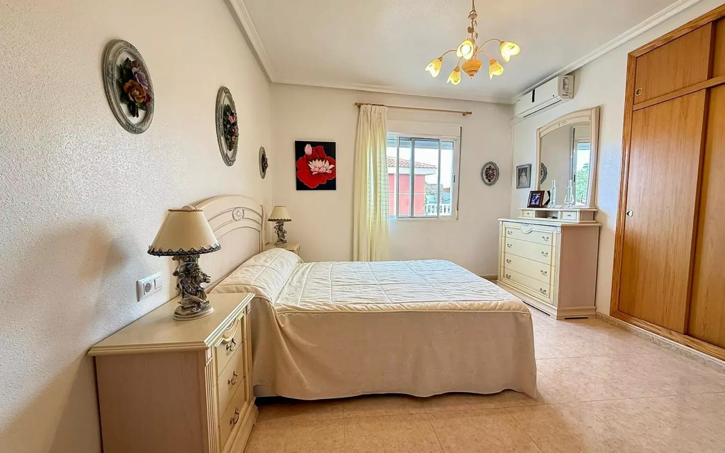 3-bedroom Townhouse In Pinoso, Spain (126 M²)