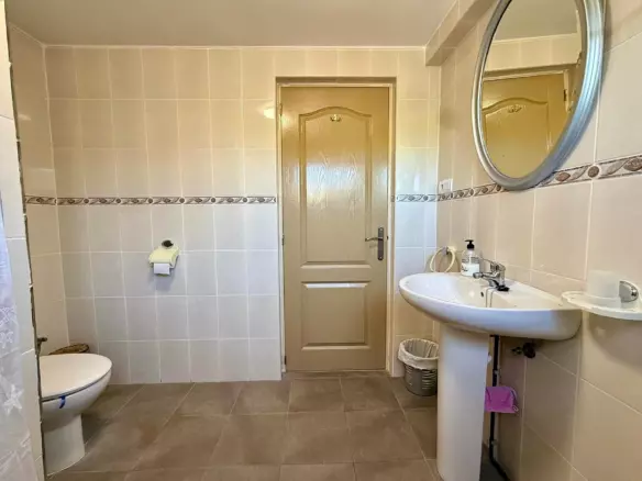 4-bedroom Detached Villa In Pinoso, Spain (177 M²)