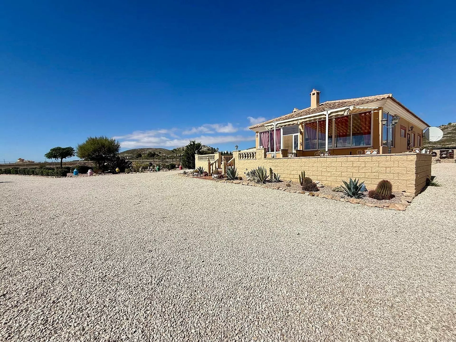 4-bedroom Detached Villa In Pinoso, Spain (177 M²)