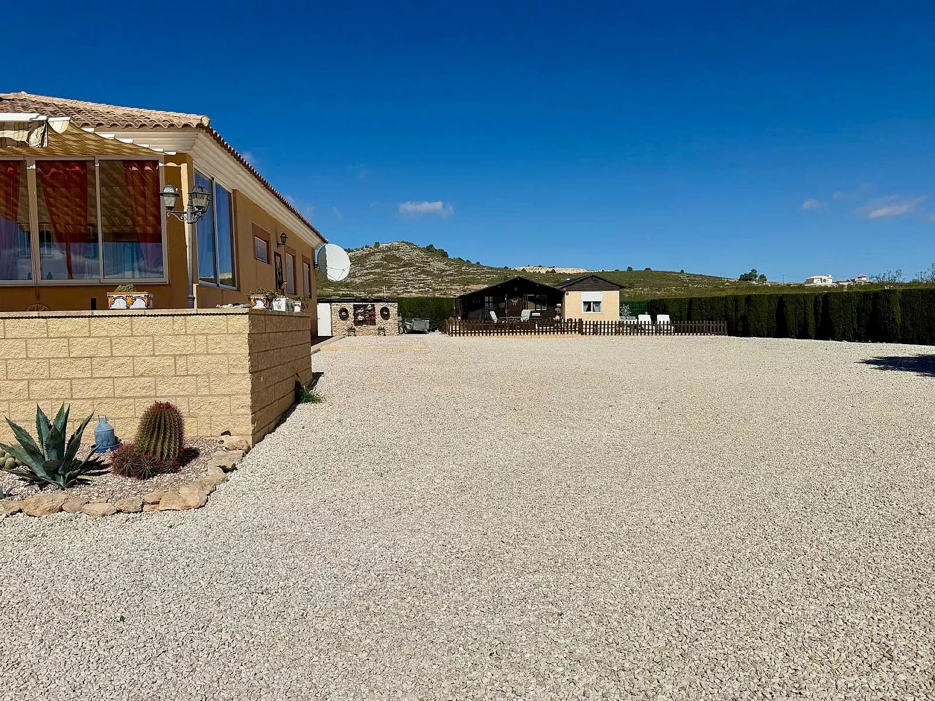4-bedroom Detached Villa In Pinoso, Spain (177 M²)