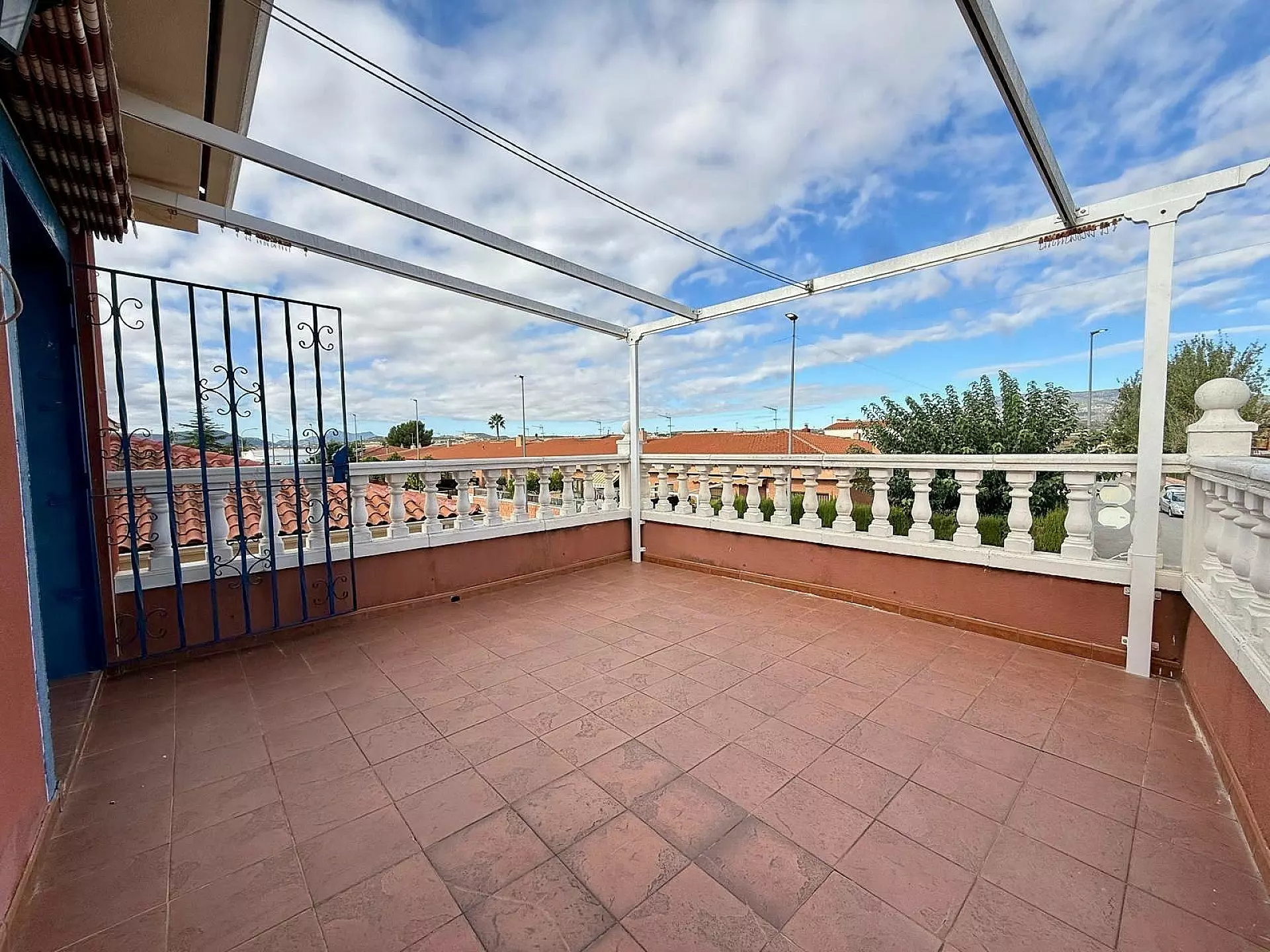 3-bedroom Townhouse In Pinoso, Spain (126 M²)