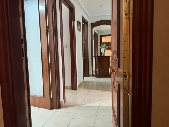 3-bedroom Apartment In Torrevieja, Spain (110 M²)