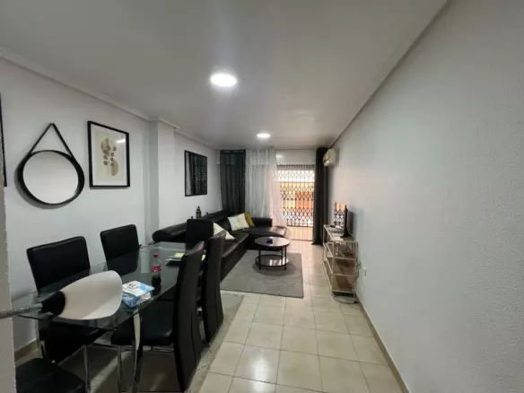 3-bedroom Apartment In Torrevieja, Spain (110 M²)