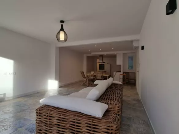 2-bedroom Apartment In Torrevieja, Spain (105 M²)
