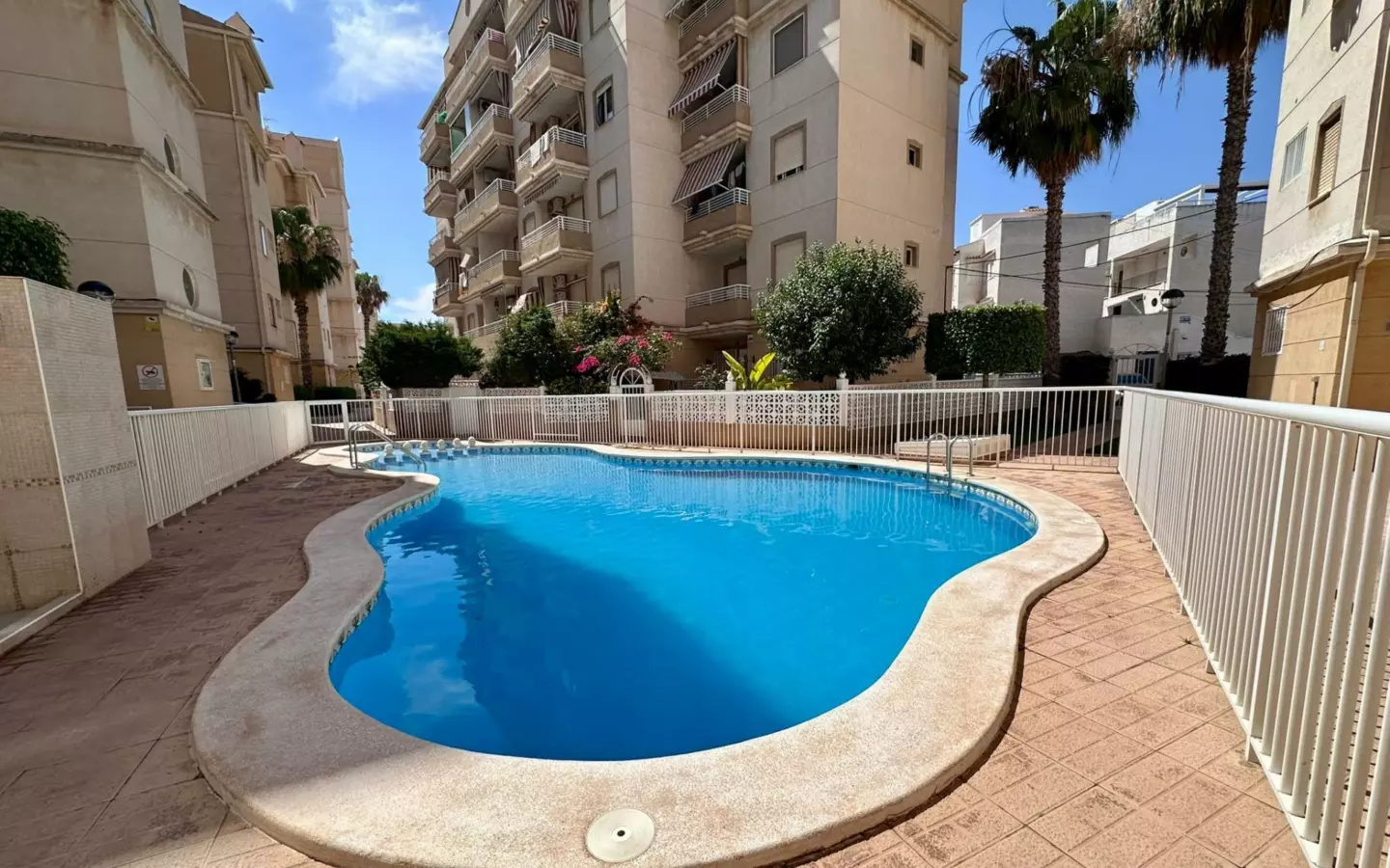 2-bedroom Apartment In Torrevieja, Spain (55 M²)