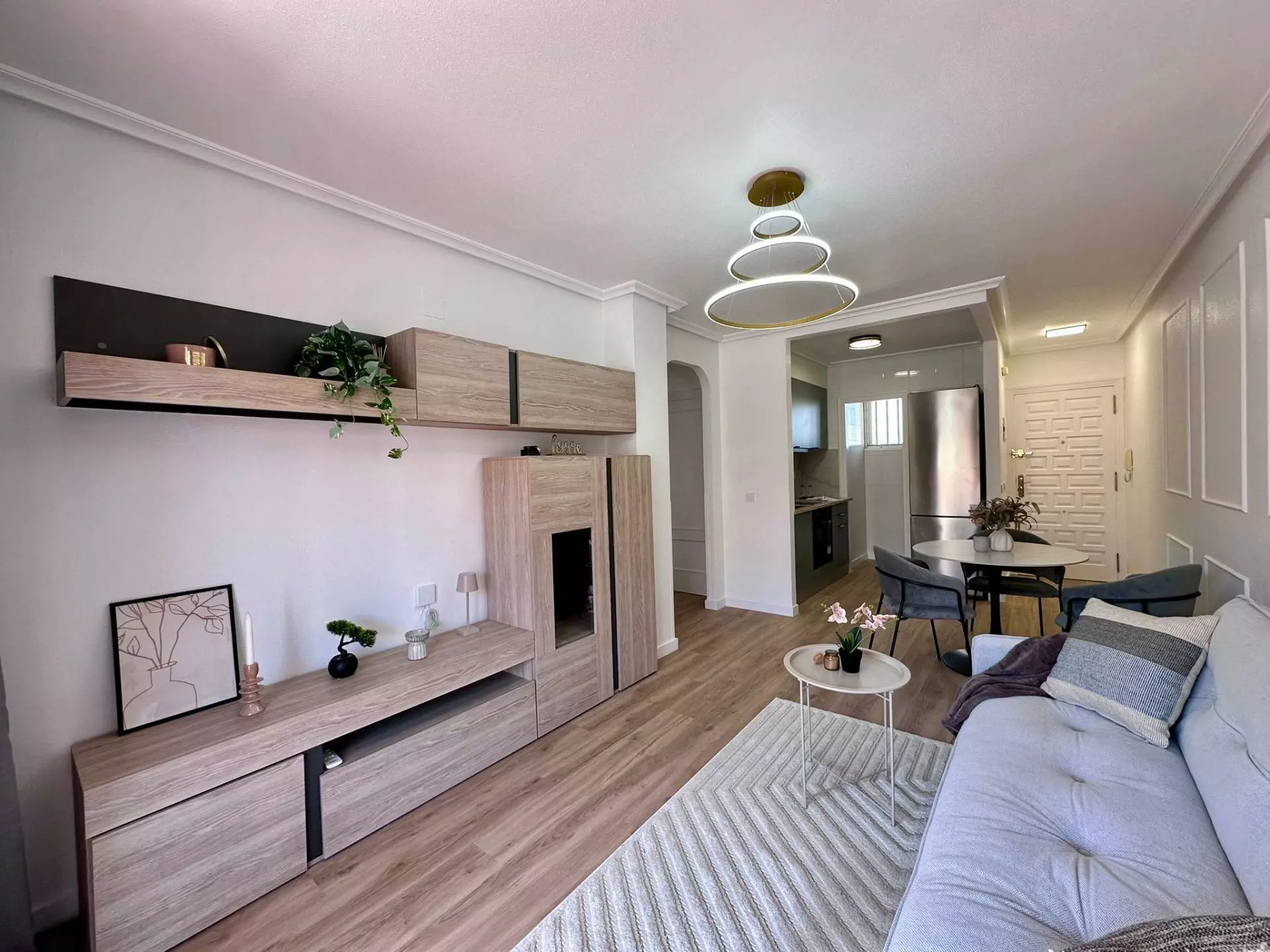 2-bedroom Apartment In Torrevieja, Spain (55 M²)