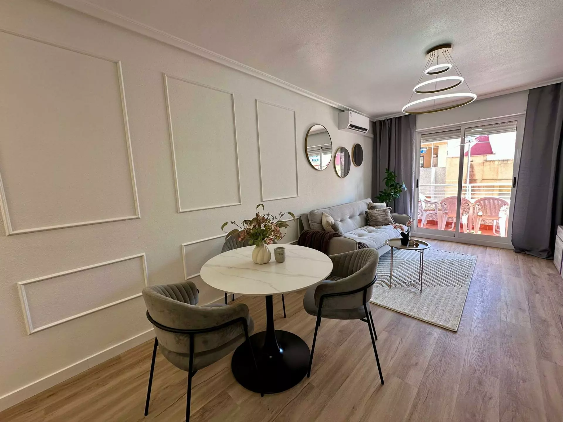 2-bedroom Apartment In Torrevieja, Spain (55 M²)