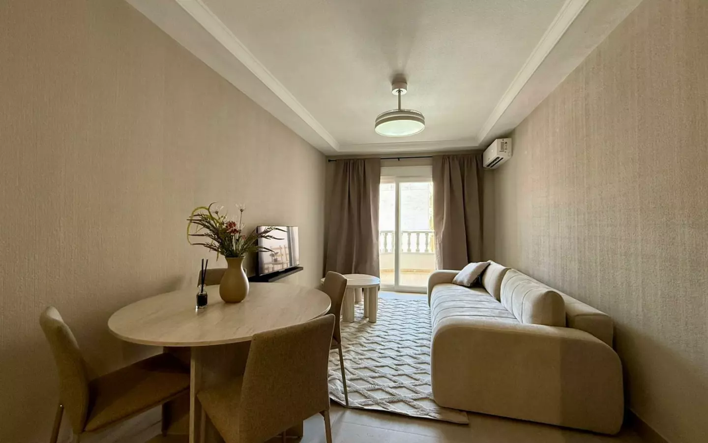 2-bedroom Apartment In Torrevieja, Spain (80 M²)