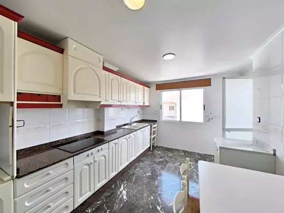 4-bedroom Apartment In Pilar De La Horadada, Spain (159 M²)