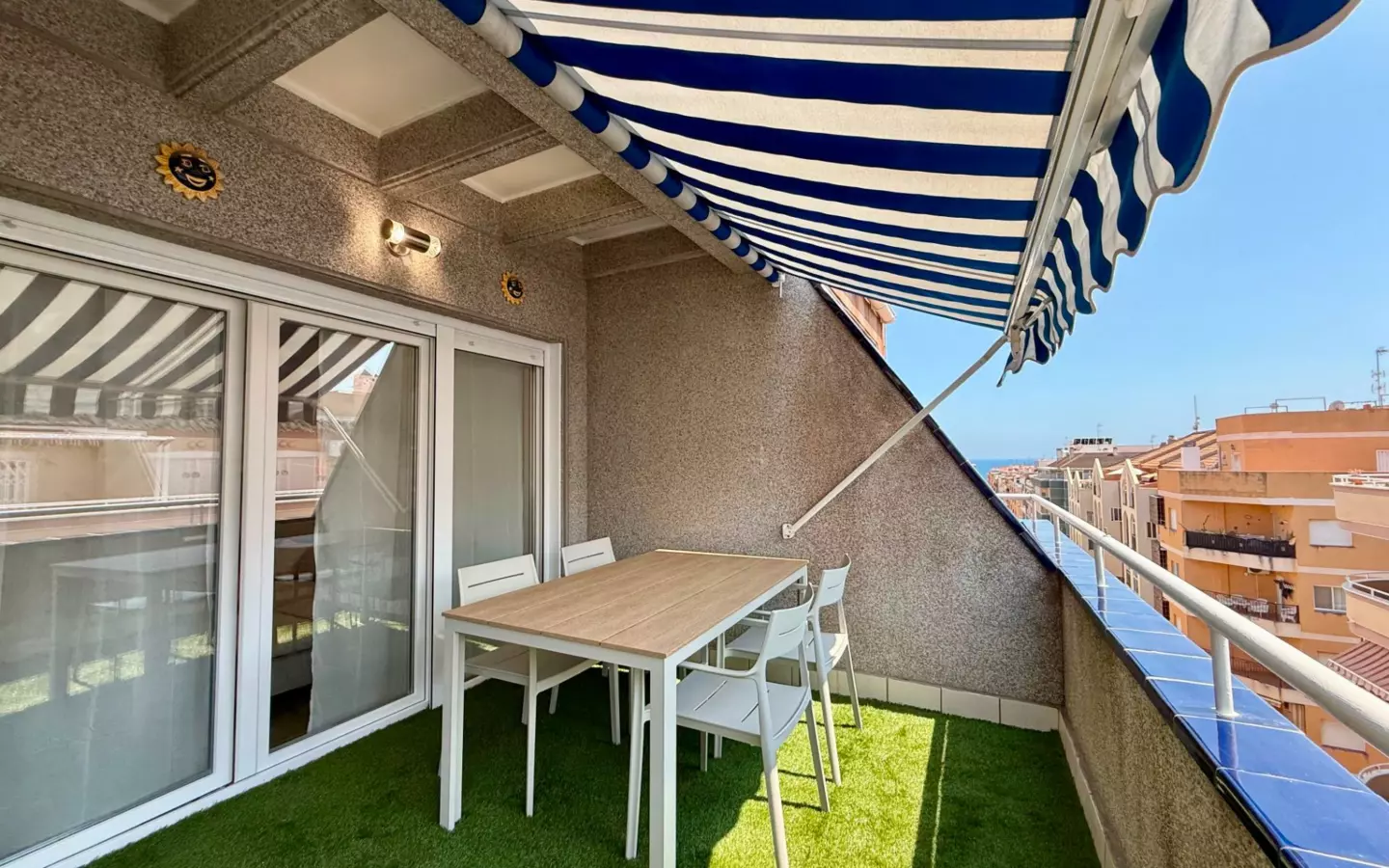 2-bedroom Penthouse In Torrevieja, Spain (66 M²)