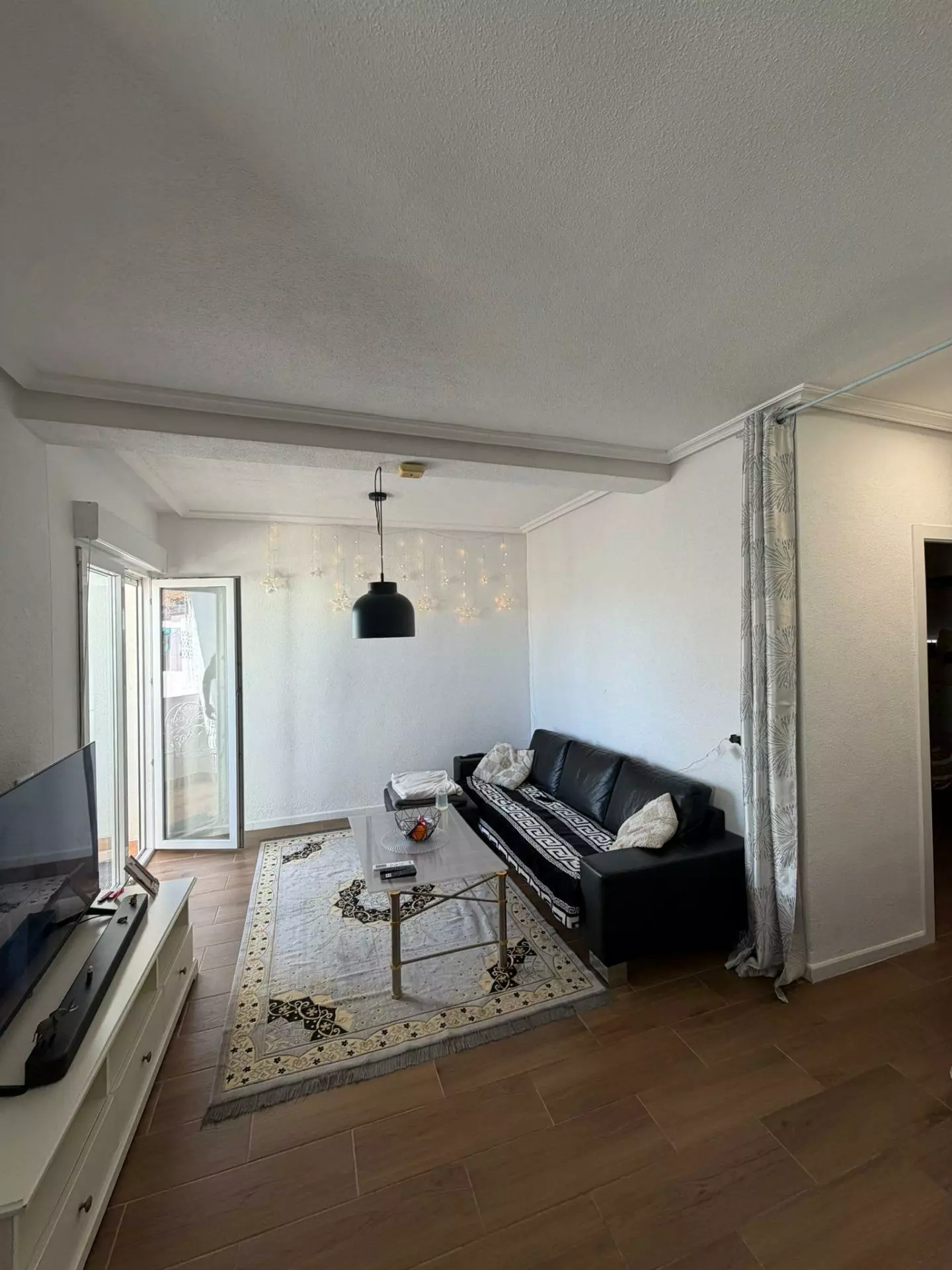 2-bedroom Apartment In Torrevieja, Spain (64 M²)