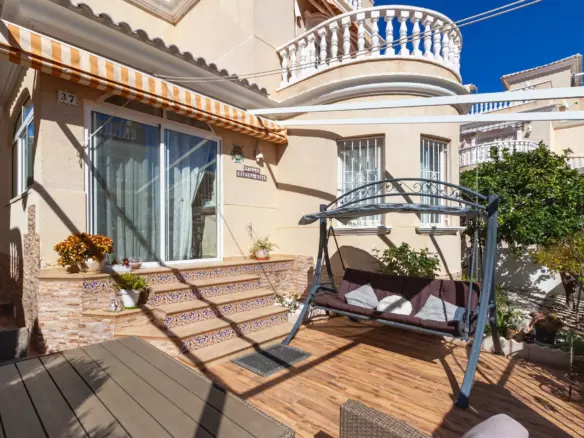 4-bedroom Villa In Orihuela Costa, Spain (105 M²)