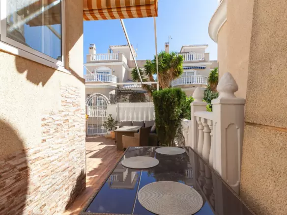 4-bedroom Villa In Orihuela Costa, Spain (105 M²)