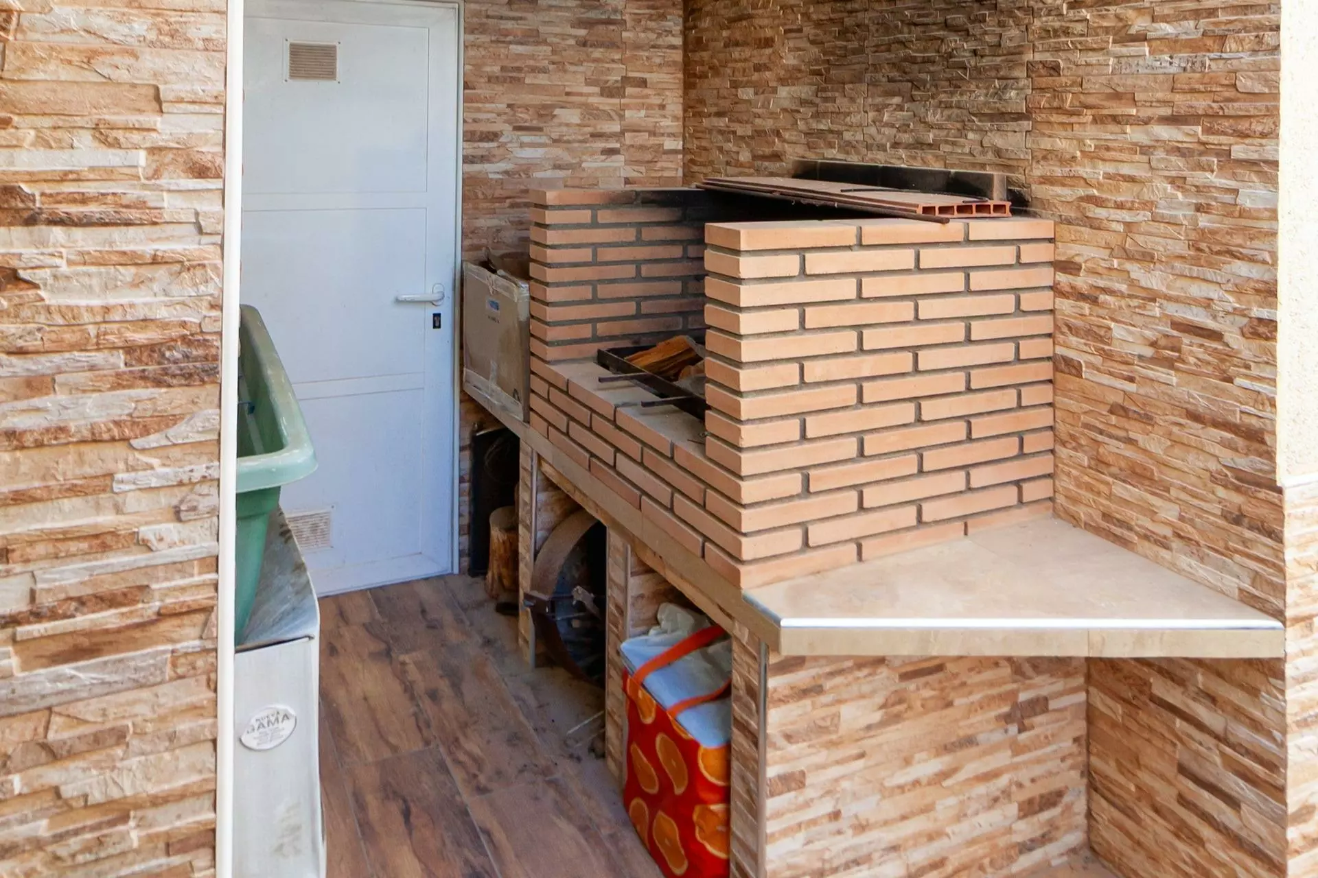 4-bedroom Villa In Orihuela Costa, Spain (105 M²)