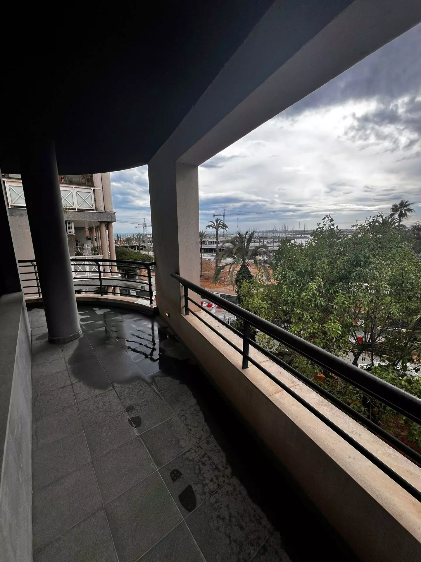 3-bedroom Apartment In Torrevieja, Spain (141 M²)
