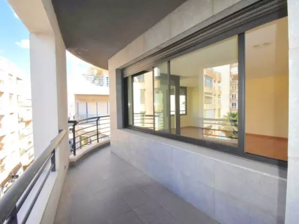 3-bedroom Apartment In Torrevieja, Spain (141 M²)