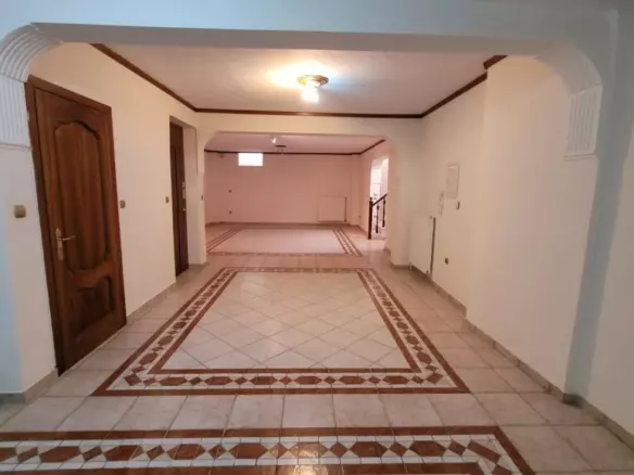 6-bedroom Detached House In Panorama, Greece (271 M²)