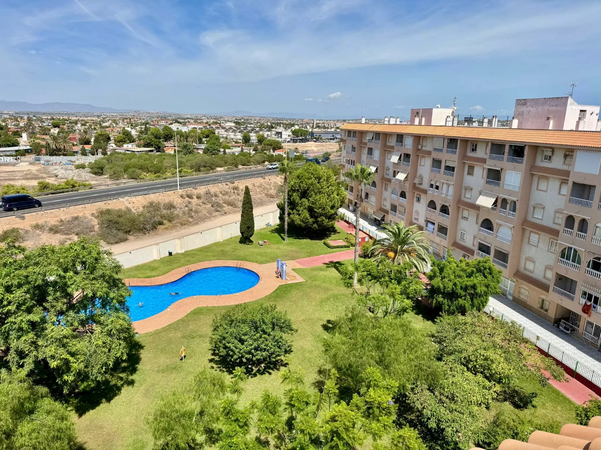 2-bedroom Penthouse In Torrevieja, Spain (60 M²)