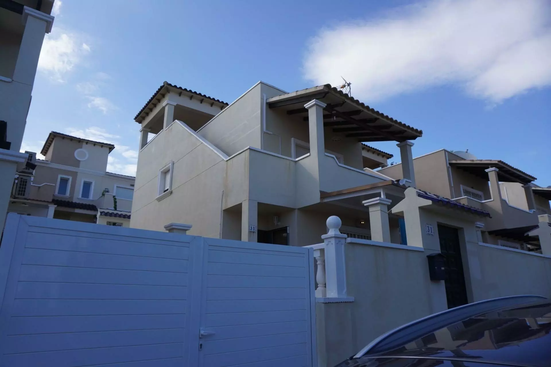 3-bedroom Villa In San Miguel De Salinas, Spain (120 M²)