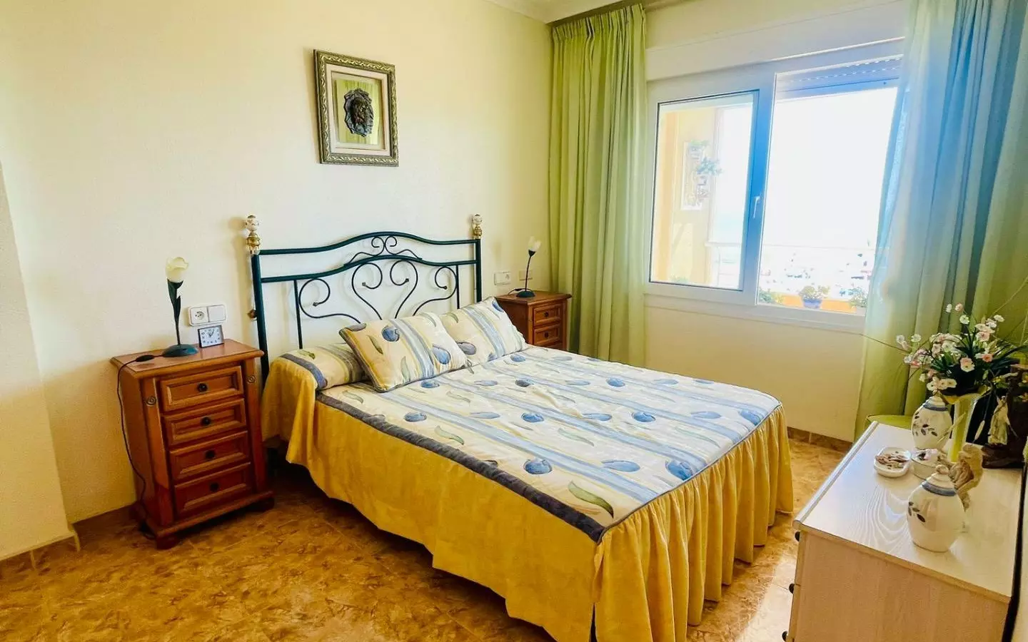 3-bedroom Apartment In Torrevieja, Spain (115 M²)
