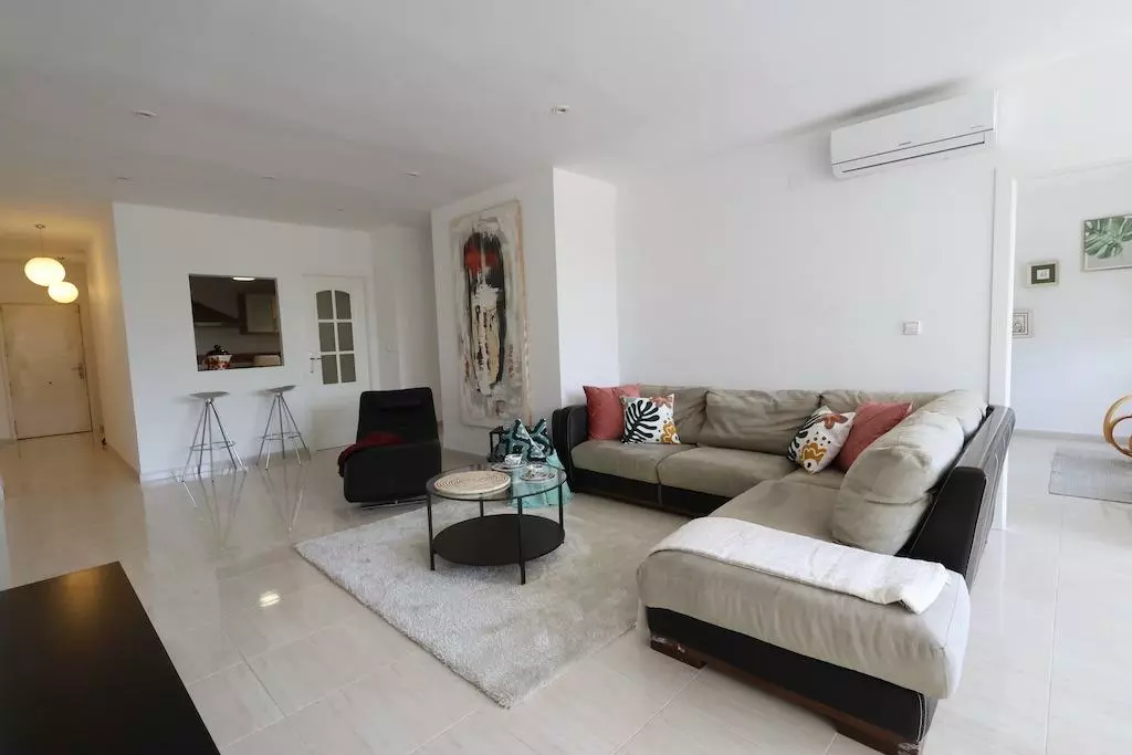 3-bedroom Apartment In Torrevieja, Spain (110 M²)