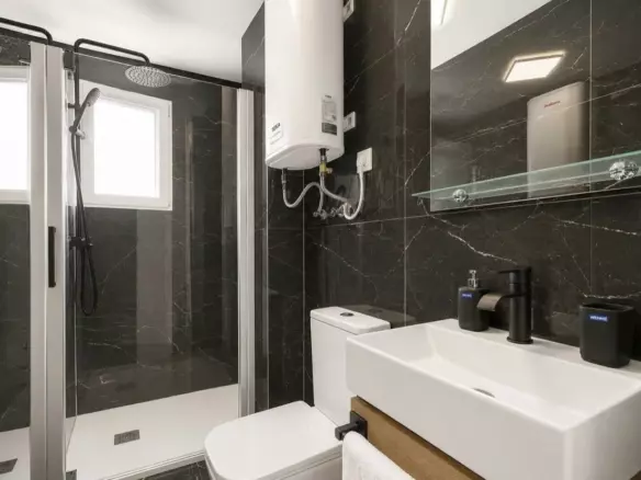 3-bedroom Apartment In Torrevieja, Spain (95 M²)