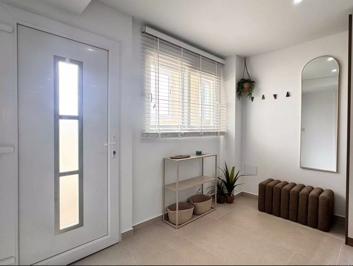2-bedroom Apartment In Torrevieja, Spain (89 M²)