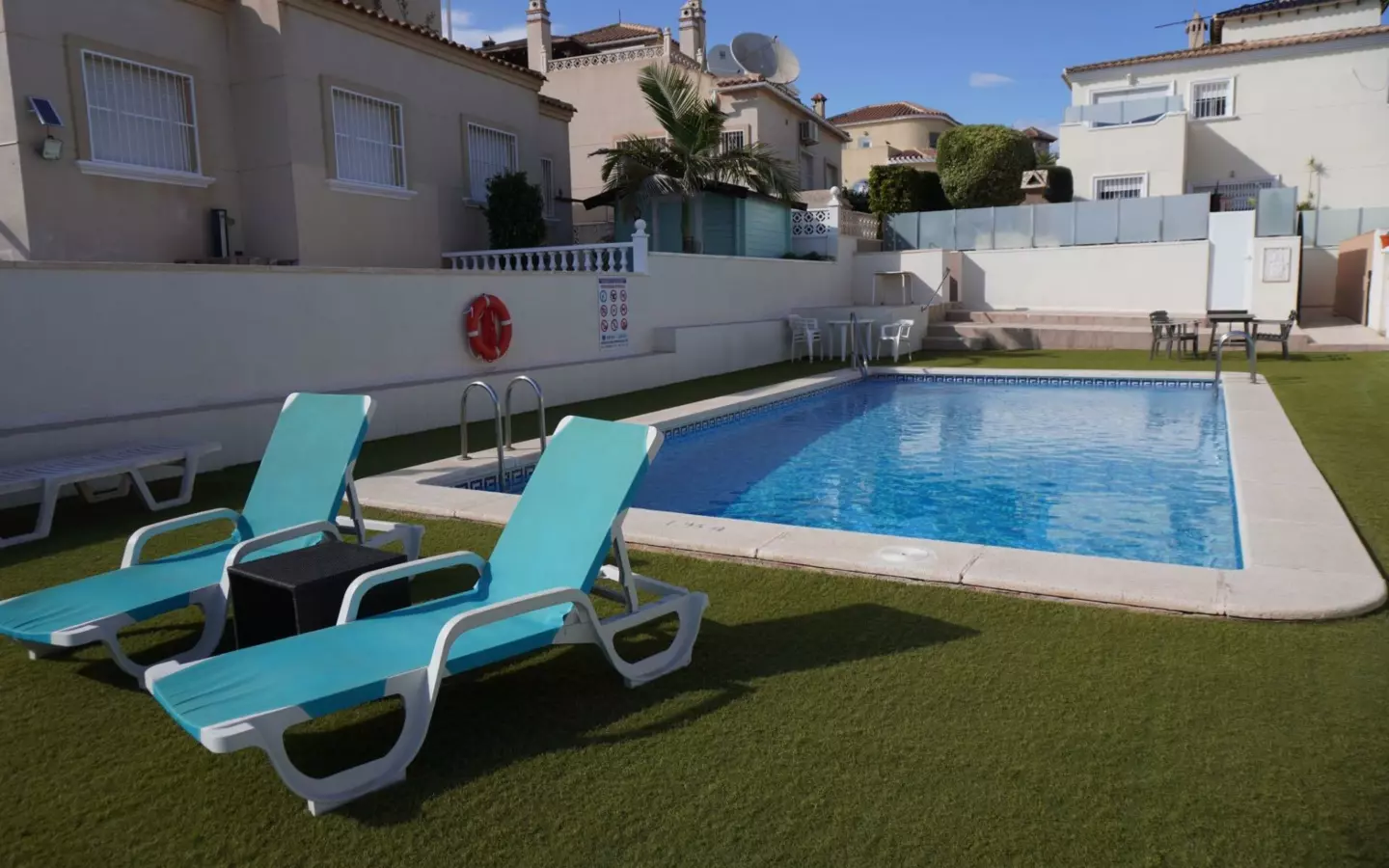 3-bedroom Villa In San Miguel De Salinas, Spain (120 M²)