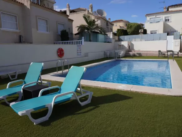 3-bedroom Villa In San Miguel De Salinas, Spain (120 M²)