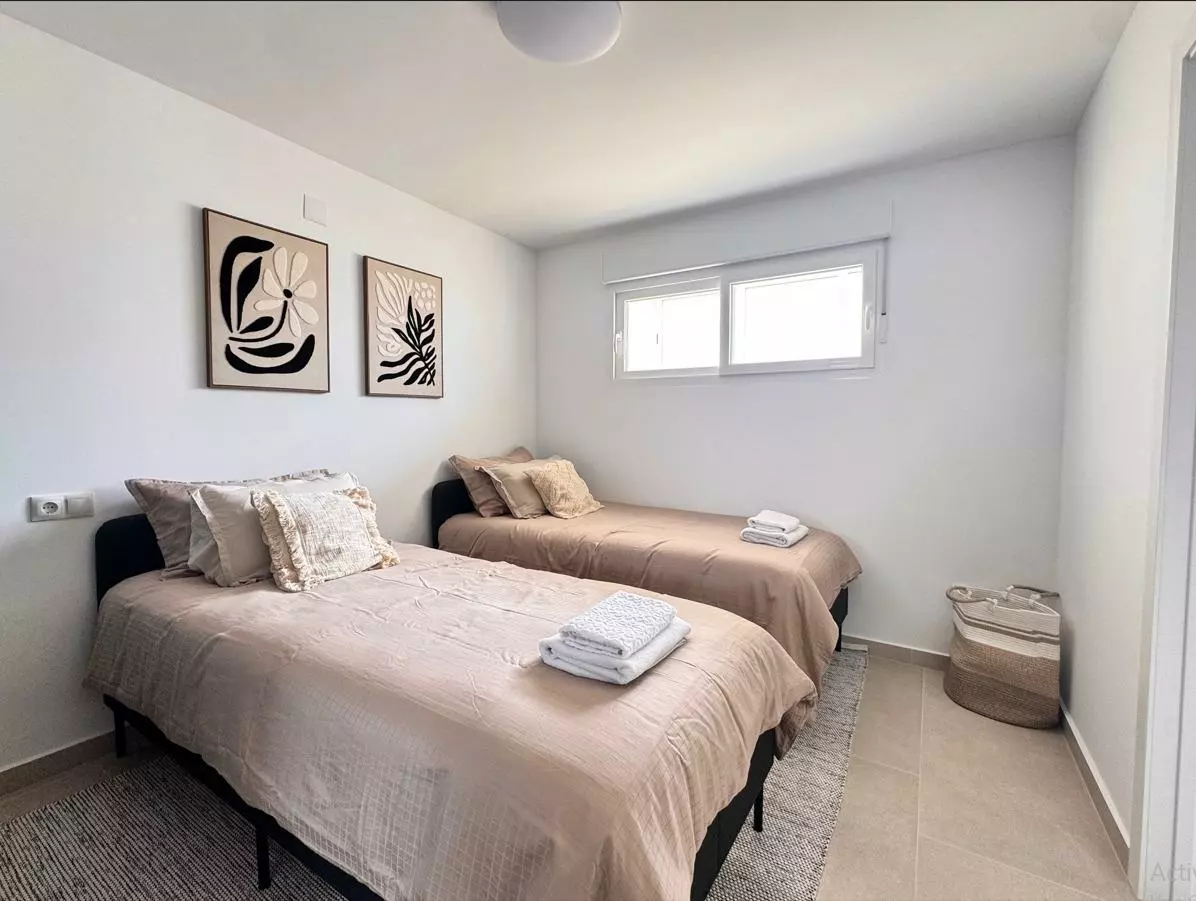 2-bedroom Apartment In Torrevieja, Spain (89 M²)