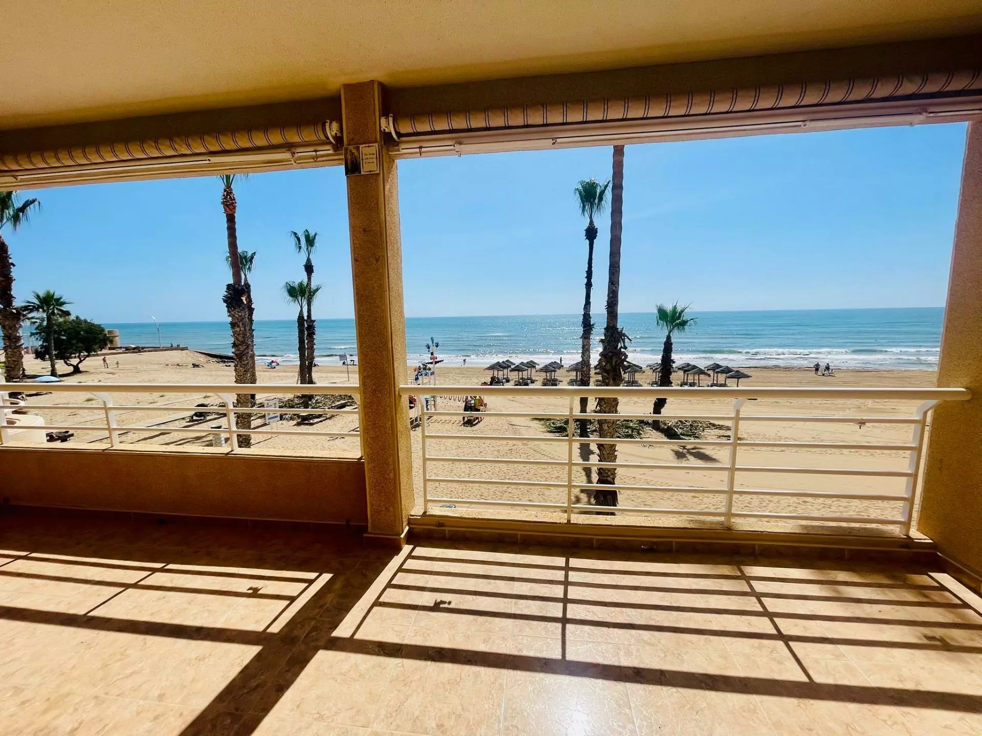 3-bedroom Apartment In Torrevieja, Spain (115 M²)
