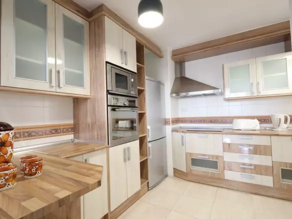 3-bedroom Apartment In Torrevieja, Spain (110 M²)