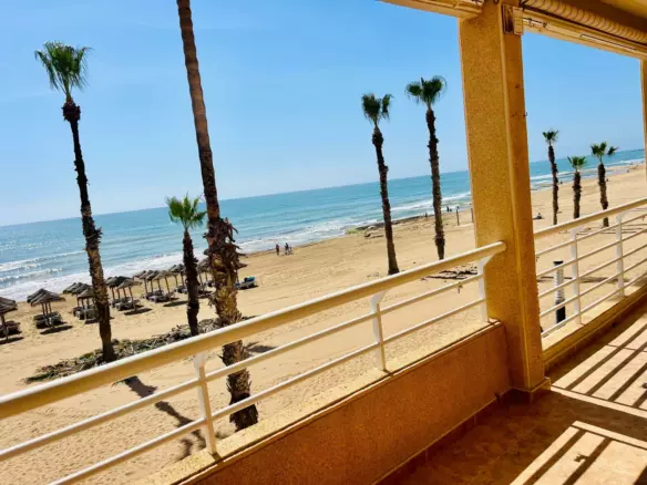3-bedroom Apartment In Torrevieja, Spain (115 M²)