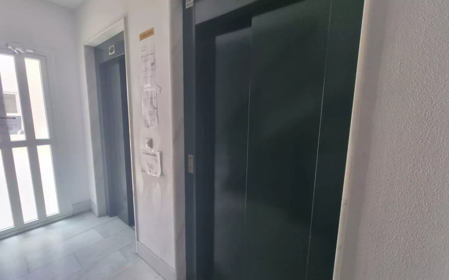 3-bedroom Apartment In Torrevieja, Spain (105 M²)