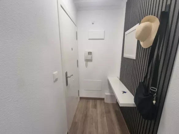 3-bedroom Apartment In Torrevieja, Spain (105 M²)
