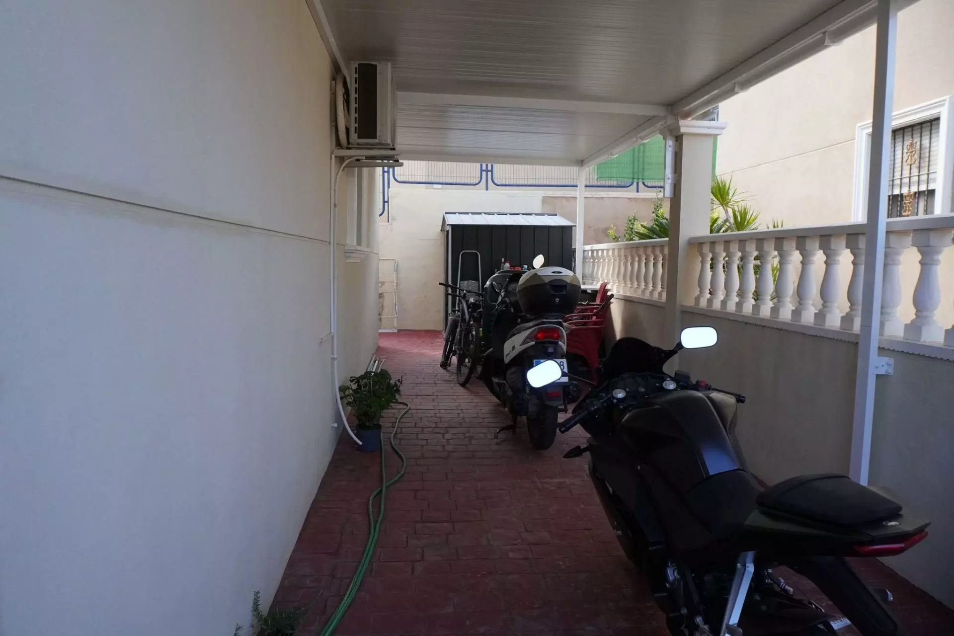 3-bedroom Villa In San Miguel De Salinas, Spain (120 M²)