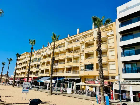 3-bedroom Apartment In Torrevieja, Spain (115 M²)