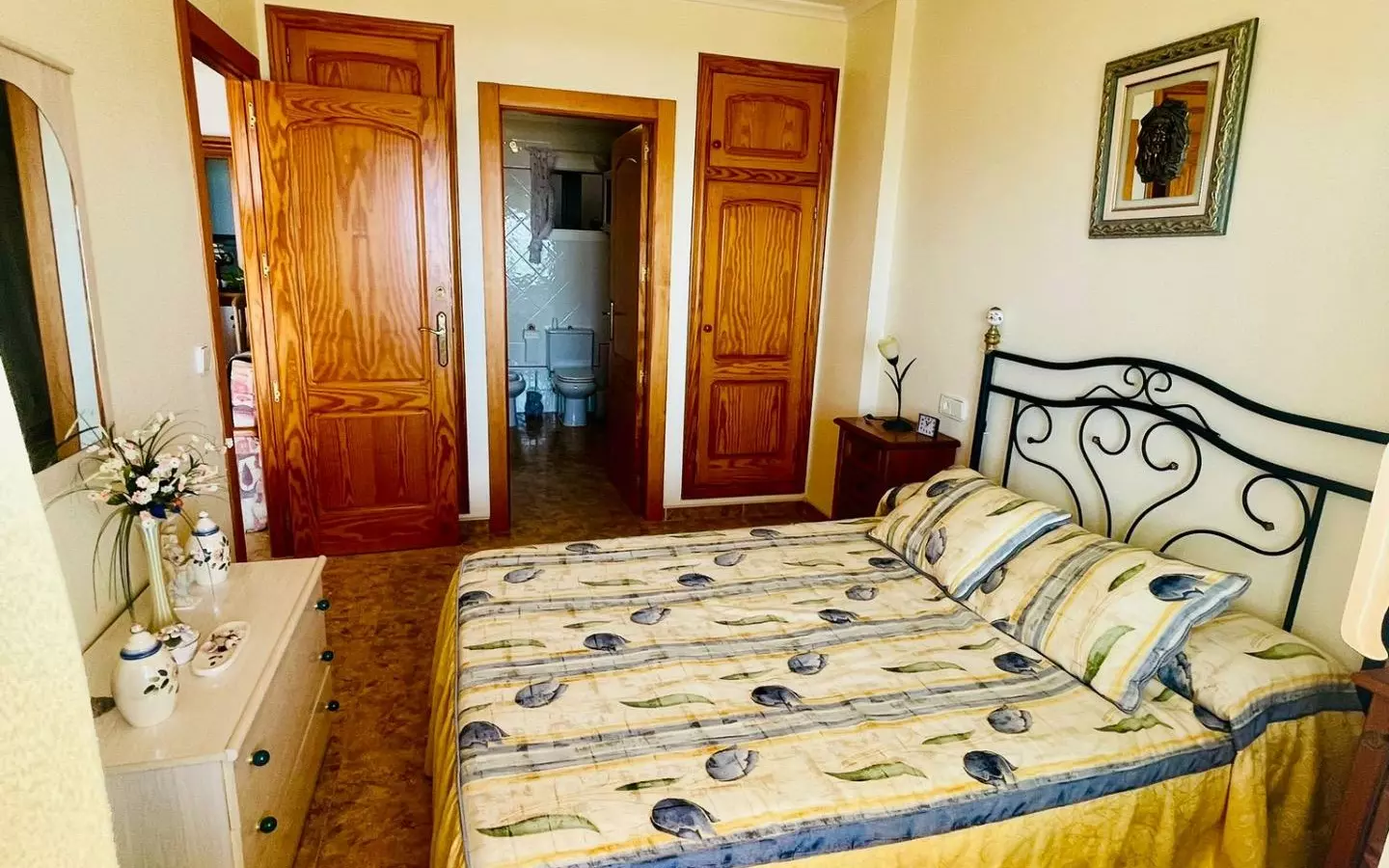 3-bedroom Apartment In Torrevieja, Spain (115 M²)