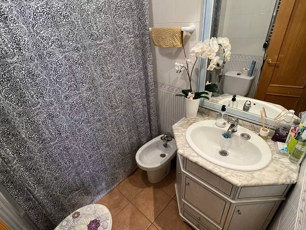 2-bedroom Apartment In Torrevieja, Spain (75 M²)